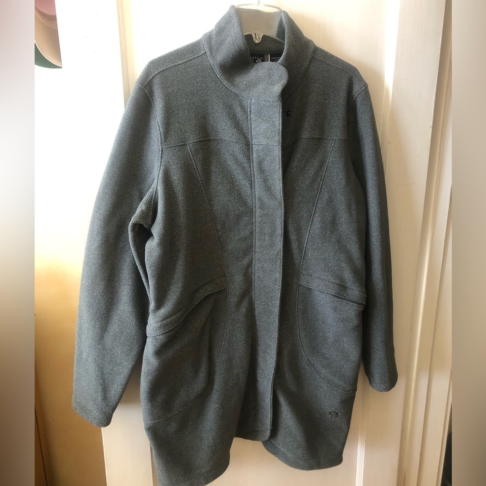 Mountain Hardware Coat, green/gray color, women’s extra large